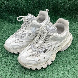 Balenciaga size 40